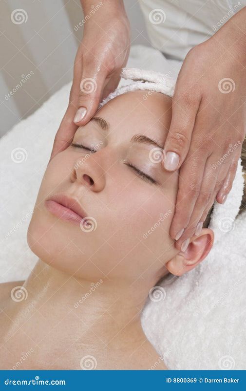 Нужен ли вам лимфодренажный массаж?